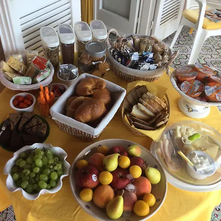 Le Tre Casette Bed & Breakfast 4*