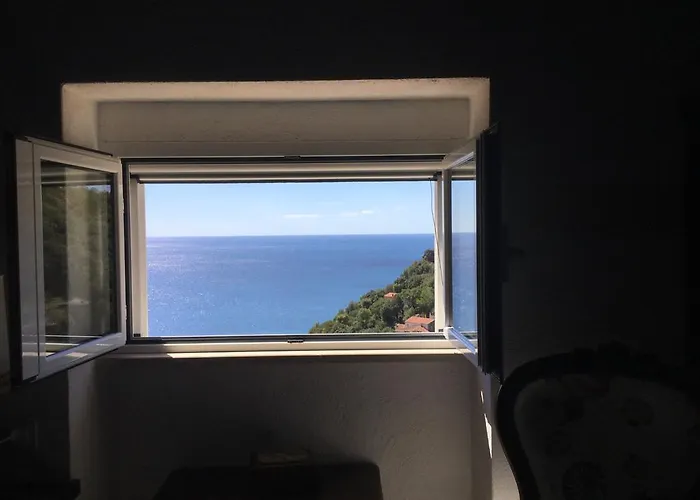 Le Tre Casette Couette-café 4*